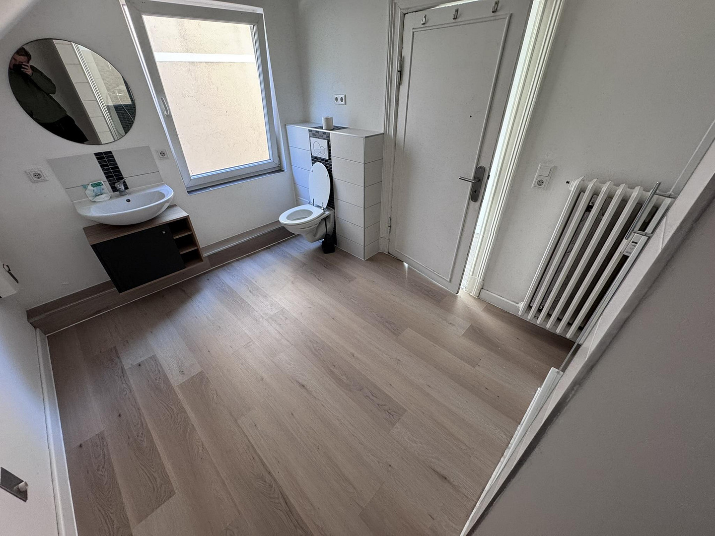 Frisch renovierte 4-Zimmer-Wohnung mit Balkon in zentraler Lage von Flensburg – Waldstraße 3, 24939 Flensburg – Vorschaubild 4
