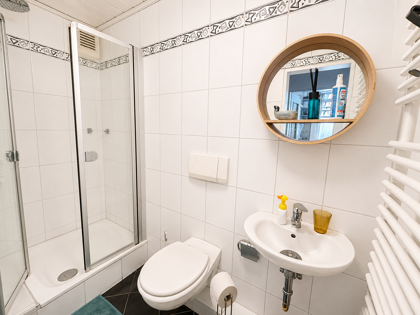 Lichtdurchflutete 3-Zimmerwohnung mit Balkon und Tiefgaragenstellplatz – 28203 Bremen(Östliche Vorstadt) – Vorschaubild 5