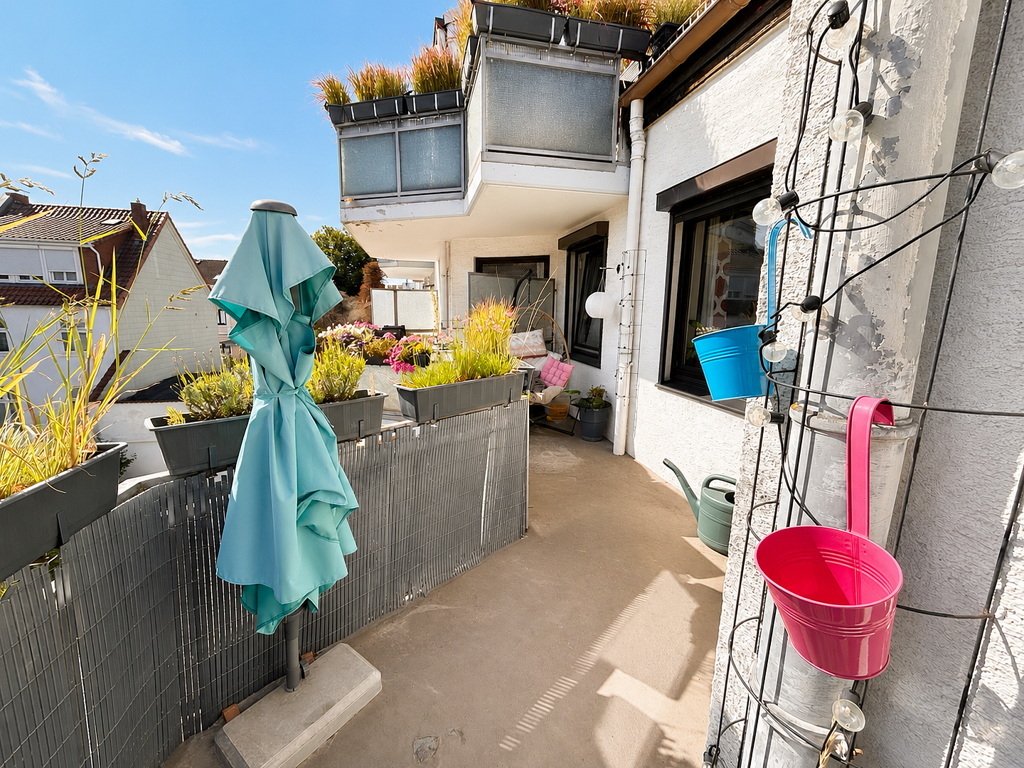 Lichtdurchflutete 3-Zimmerwohnung mit Balkon und Tiefgaragenstellplatz – 28203 Bremen(Östliche Vorstadt) – Vorschaubild 2