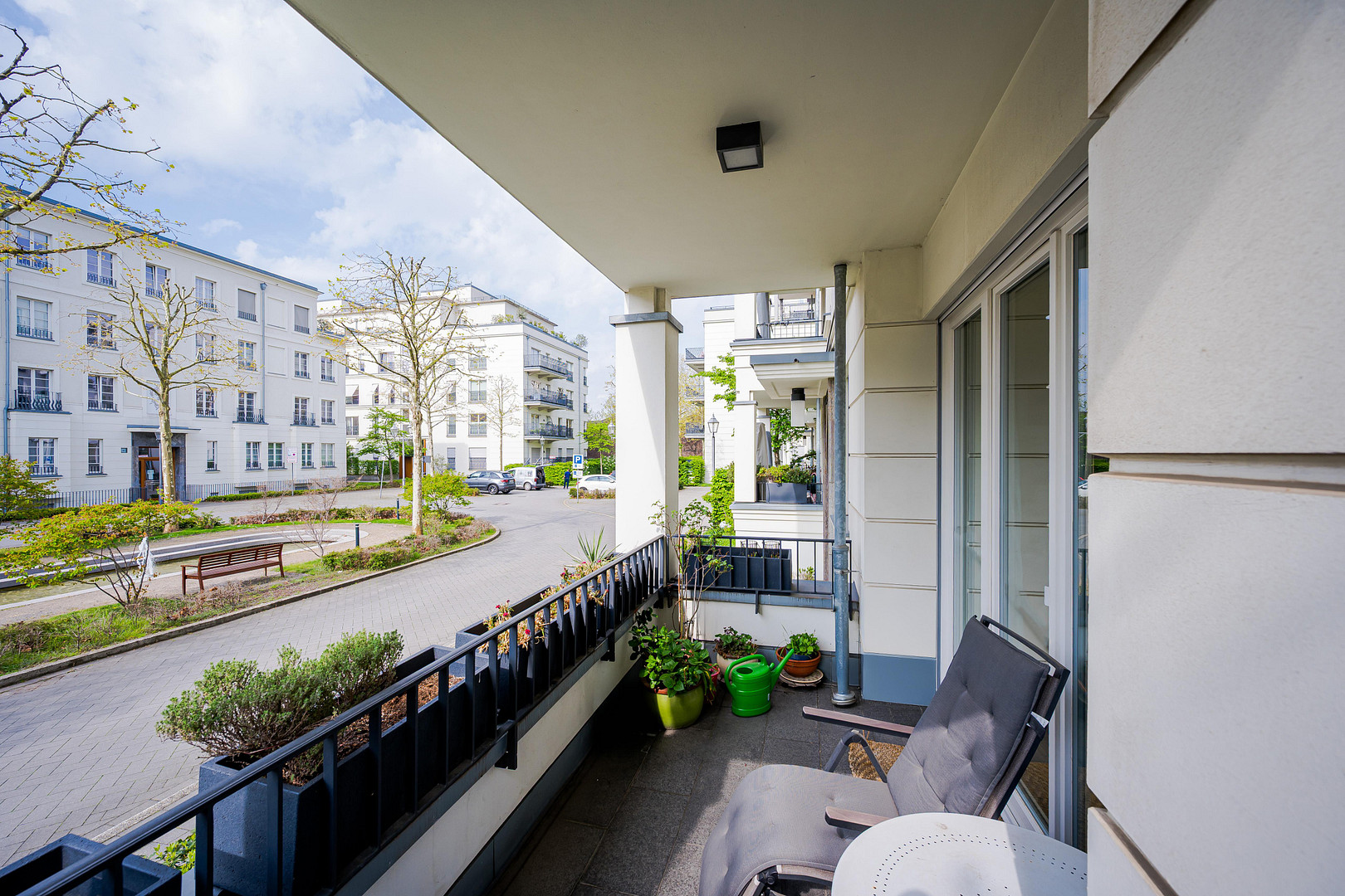 Luxuriöse, moderne 5-Zimmer Maisonette Wohnung mit Sonnenbalkon in den Heinrich-Heine-Gärten – 40549 Düsseldorf(Heerdt) – Vorschaubild 18