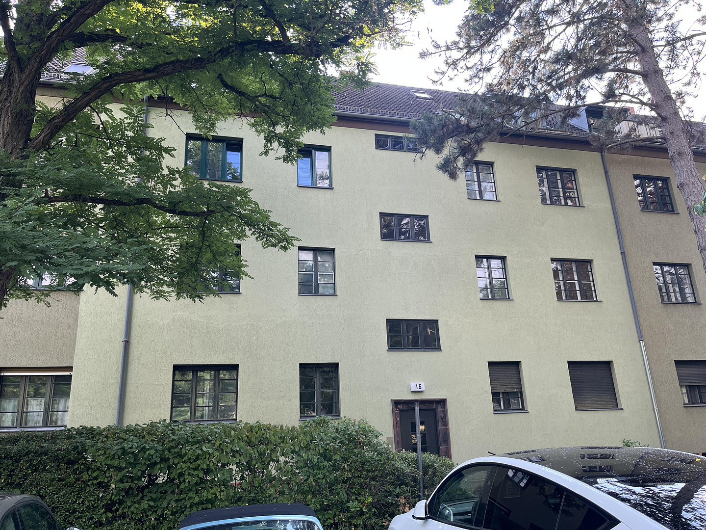 Erstbezug nach Sanierung, 2,5 Zimmer Wohnung mit Loggia, provisionsfrei – Laehr`scher Jagdweg 15, 14167 Berlin(Zehlendorf) – Vorschaubild 2