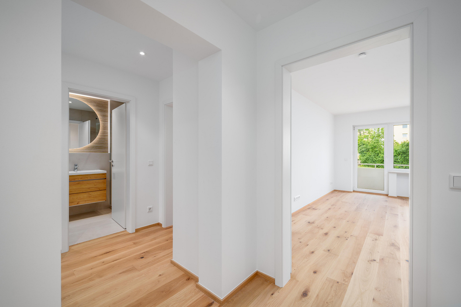 Provisionsfrei: Neue 3-Zimmer-Wohnung mit Sonnenbalkon in ruhiger Grünlage – 81927 München-Bogenhausen(Englschalking) – Vorschaubild 9