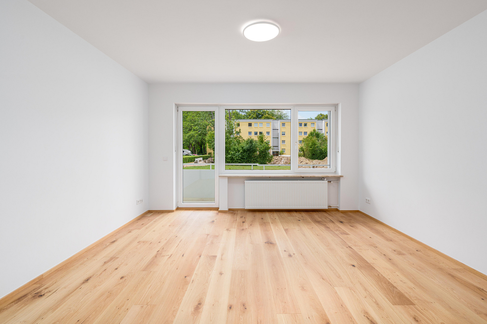 Provisionsfrei: Neue 3-Zimmer-Wohnung mit Sonnenbalkon in ruhiger Grünlage – 81927 München-Bogenhausen(Englschalking) – Vorschaubild 5