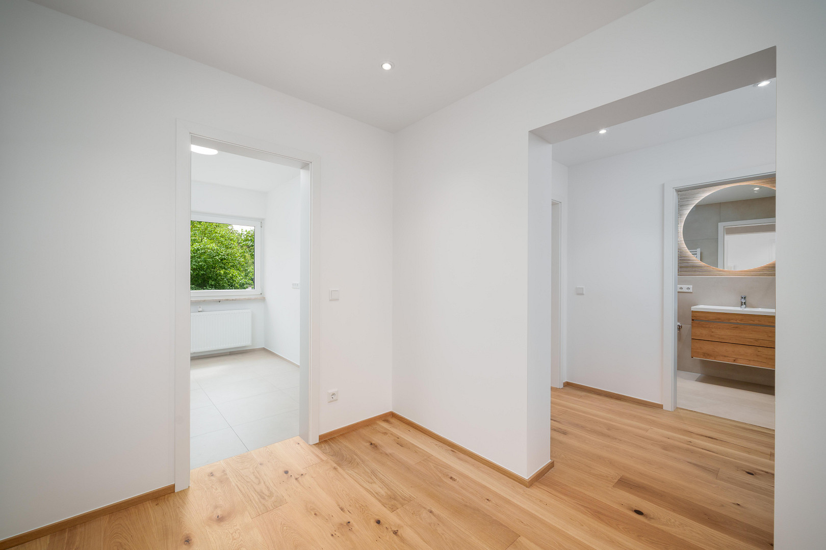 Provisionsfrei: Neue 3-Zimmer-Wohnung mit Sonnenbalkon in ruhiger Grünlage – 81927 München-Bogenhausen(Englschalking) – Vorschaubild 10