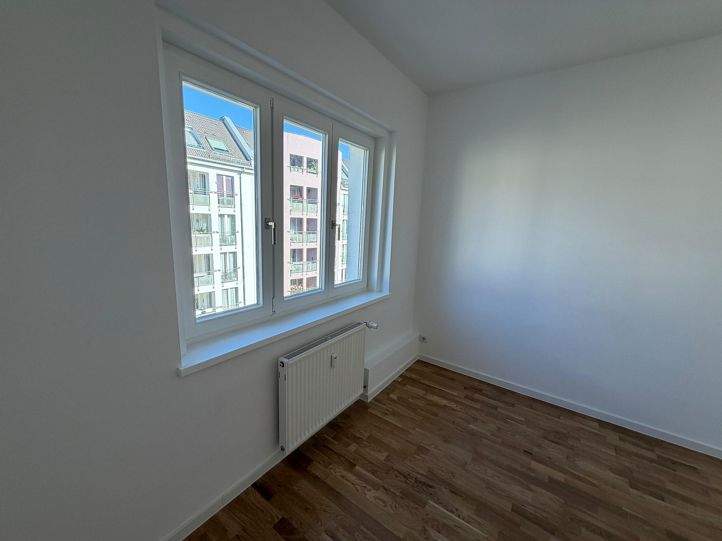 Frisch sanierte, bezugsfreie 3-Zimmer-Wohnung mit Eichenparkett in ruhiger Lage Prenzlauer Berg – Sültstraße 60, 10409 Berlin(Prenzlauer Berg) – Vorschaubild 6