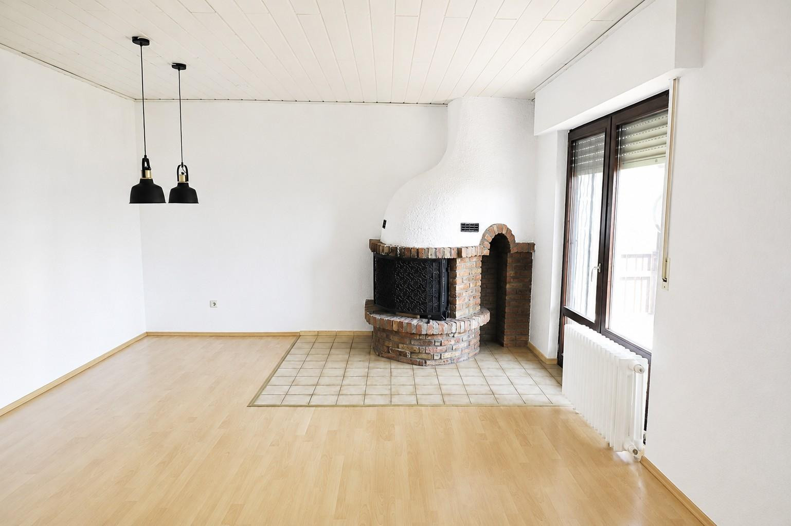 großzügige 3 Zimmer Wohnung mit Balkon