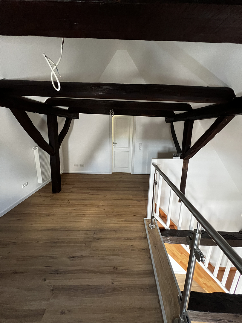Charmante 3-Zimmer-Wohnung im Denkmalobjekt – 75 m², ab sofort verfügbar – Stuttgarterstrasse 6, 70794 Filderstadt(Plattenhardt) – Vorschaubild 2