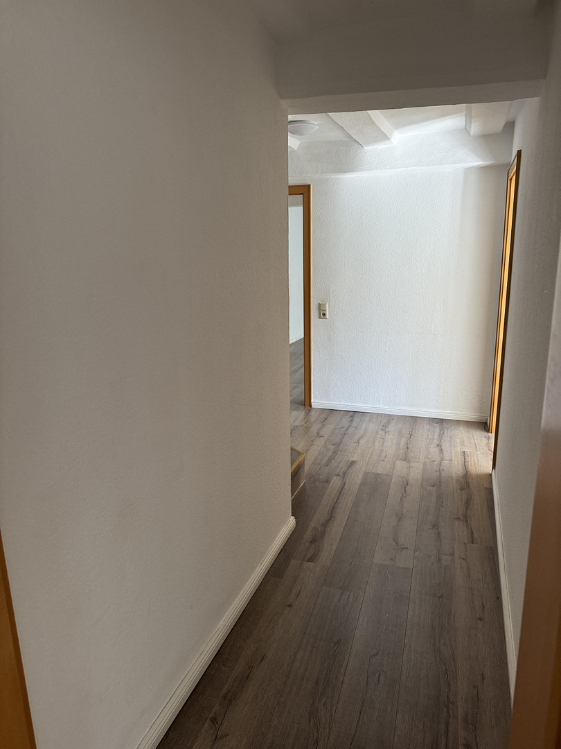 Mitten im Leben - Wohnung Kornmarkt 4 -4ZKB-  zu vermieten! – Kornmarkt 4, 35745 Herborn – Vorschaubild 3