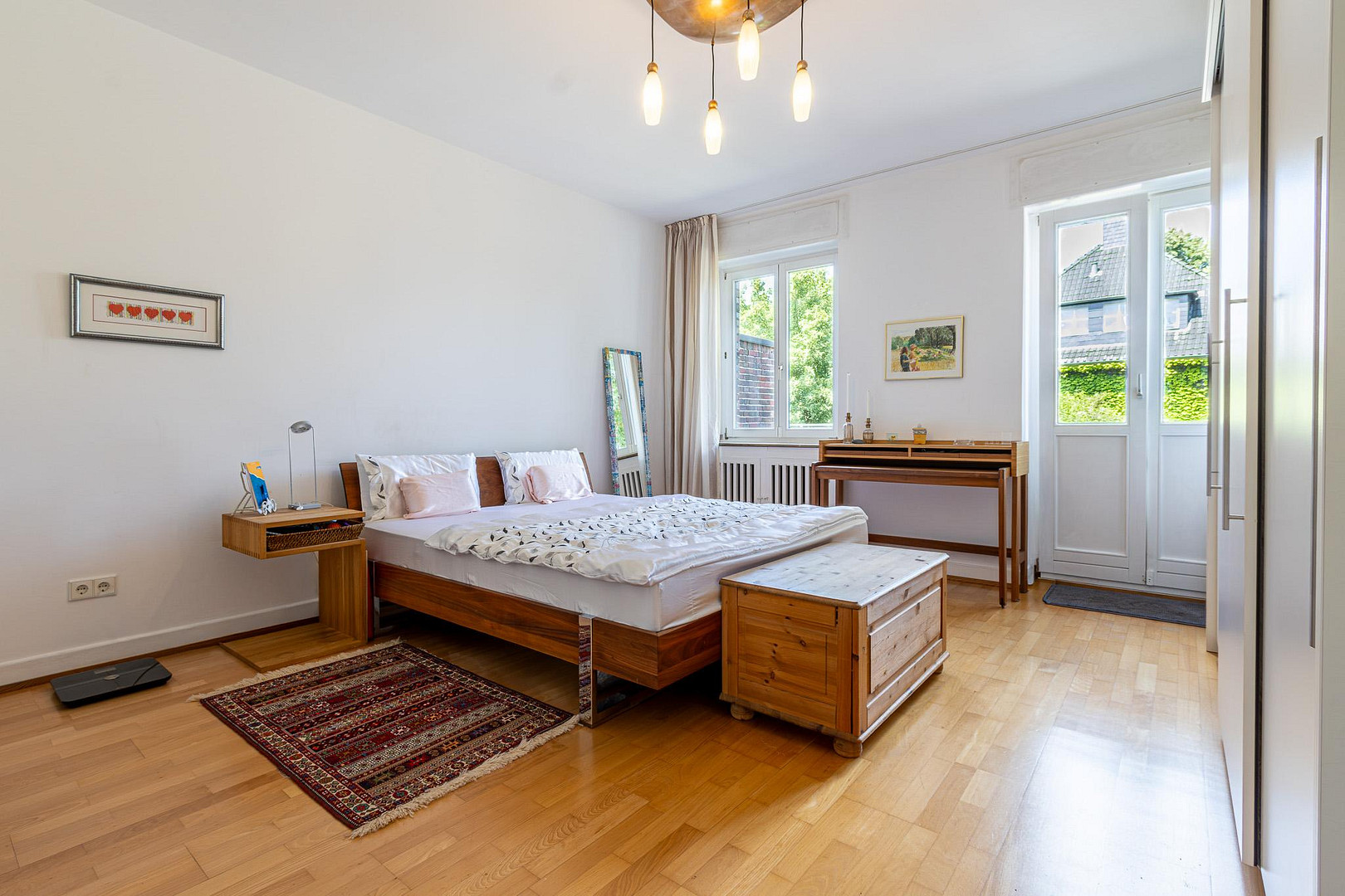 Hochwertiges Einfamilienhaus, 228 Wohnfl., 3 Etg., 5 Schlz., Terrasse, 2 Balkone, 3 Bäder & Sauna – 44141 Dortmund(Gartenstadt) – Vorschaubild 19