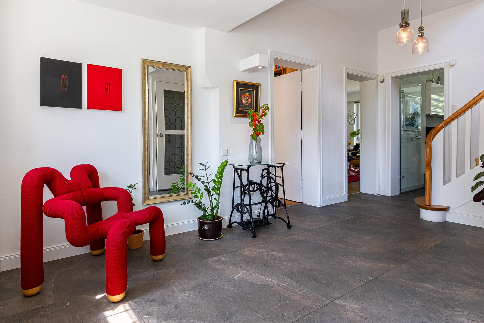 Hochwertiges Einfamilienhaus, 228 Wohnfl., 3 Etg., 5 Schlz., Terrasse, 2 Balkone, 3 Bäder & Sauna – 44141 Dortmund(Gartenstadt) – Vorschaubild 13