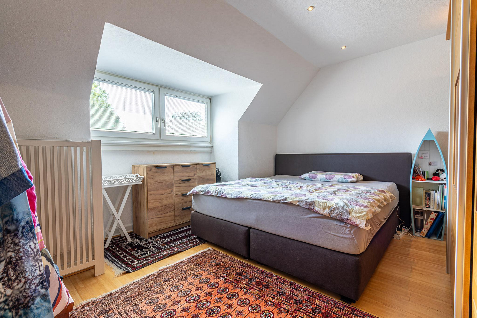 Hochwertiges Einfamilienhaus, 228 Wohnfl., 3 Etg., 5 Schlz., Terrasse, 2 Balkone, 3 Bäder & Sauna – 44141 Dortmund(Gartenstadt) – Vorschaubild 25