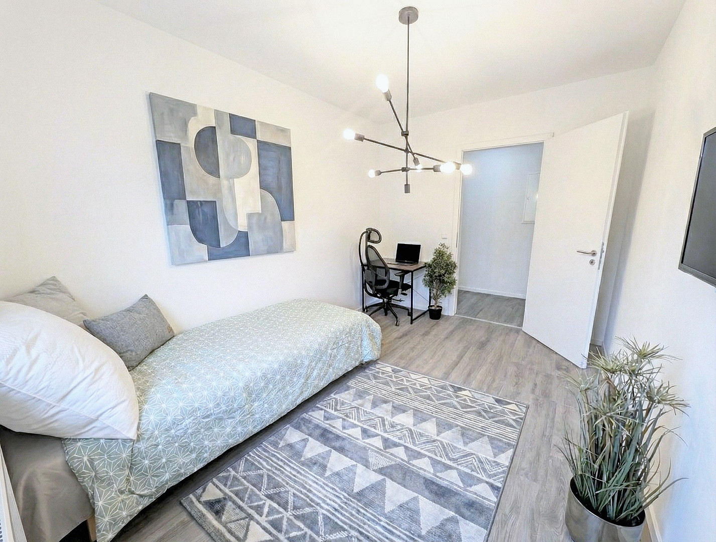 Renovierte Terassen-Wohnung in begehrter Lage Zehlendorf - sofort bezugsfrei, ohne Provision – 12207 Berlin(Lichterfelde) – Vorschaubild 11