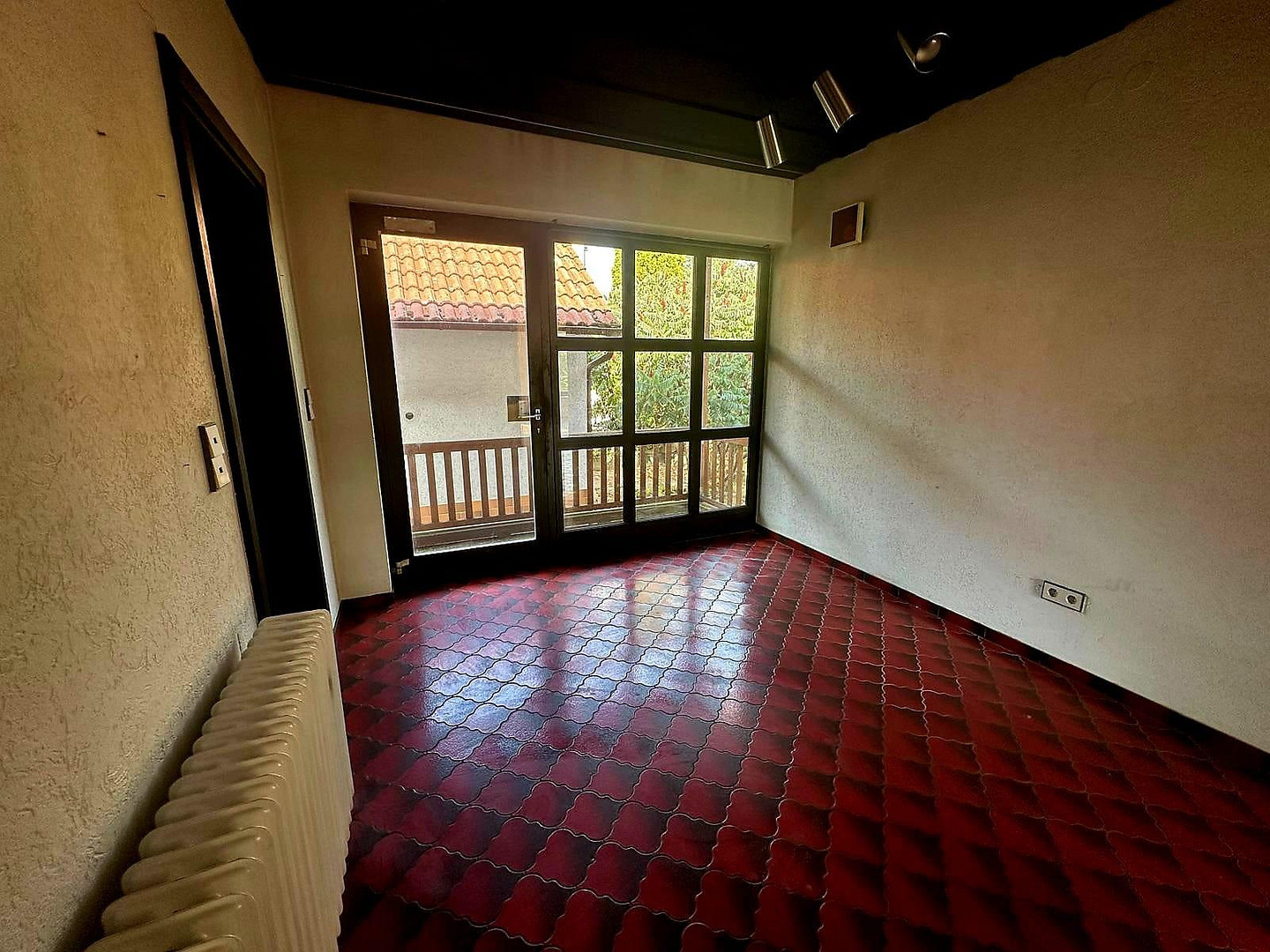Wohnensemble aus zwei verbundenen Hausteilen – 244 m² Wohnfläche, Wintergarten & Sauna – Allee 18, 96465 Neustadt bei Coburg(Fürth am Berg) – Vorschaubild 23