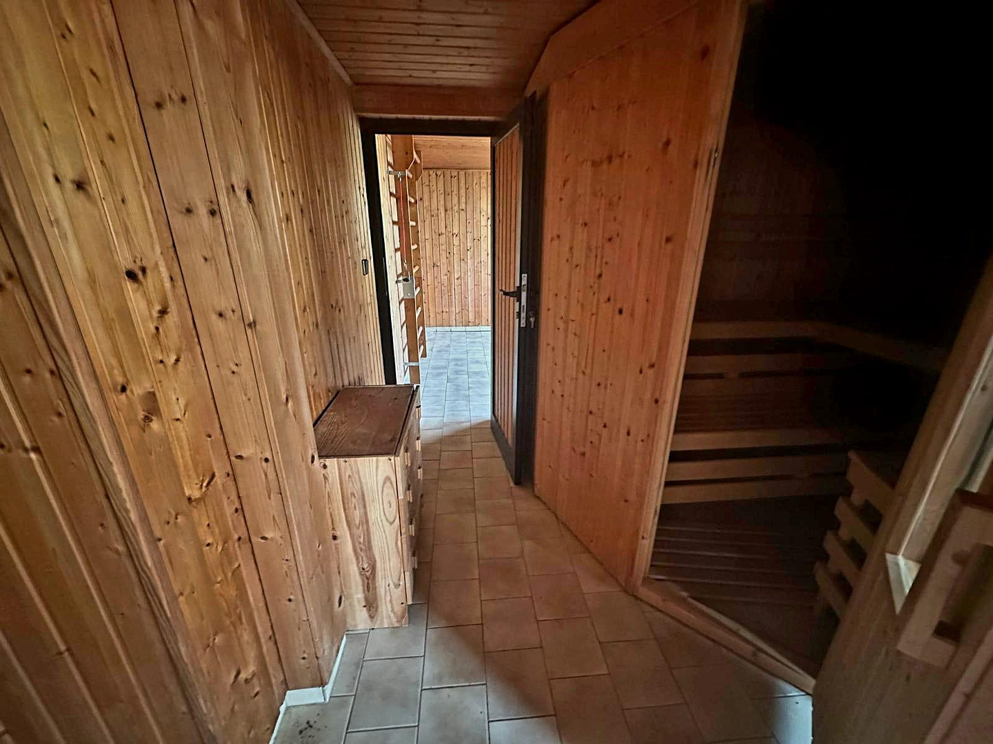 Wohnensemble aus zwei verbundenen Hausteilen – 244 m² Wohnfläche, Wintergarten & Sauna – Allee 18, 96465 Neustadt bei Coburg(Fürth am Berg) – Vorschaubild 29