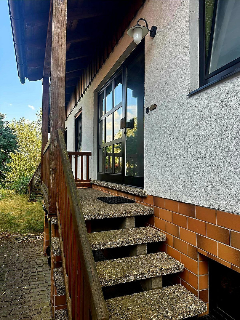 Wohnensemble aus zwei verbundenen Hausteilen – 244 m² Wohnfläche, Wintergarten & Sauna – Allee 18, 96465 Neustadt bei Coburg(Fürth am Berg) – Vorschaubild 7