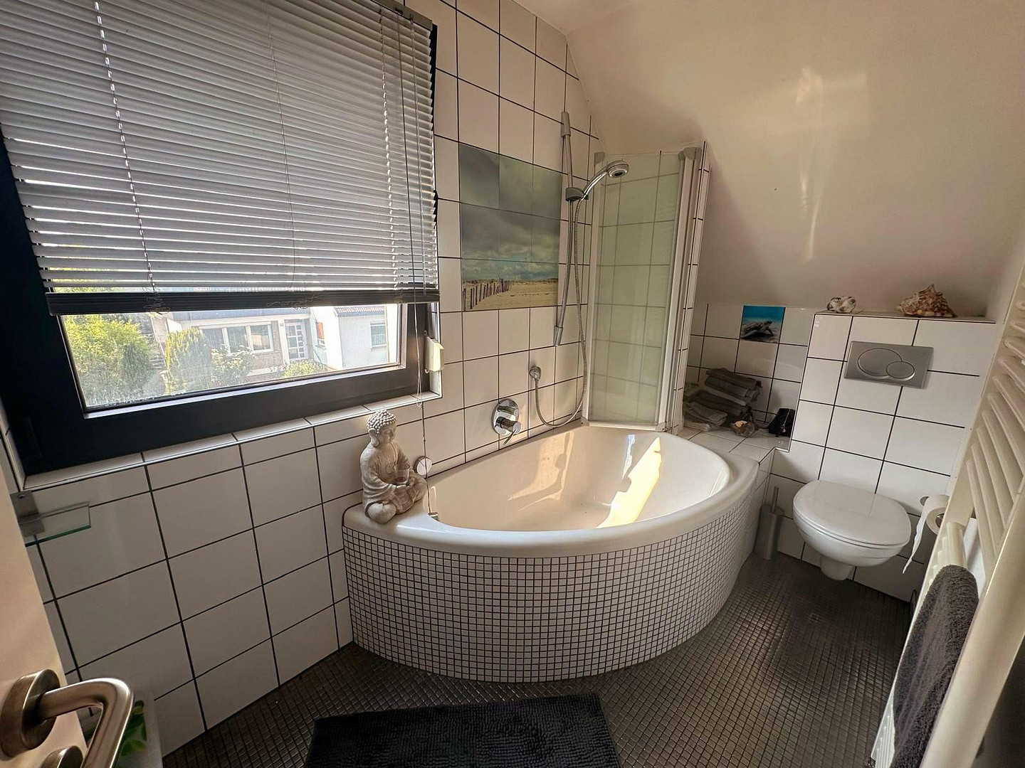 Wohnensemble aus zwei verbundenen Hausteilen – 244 m² Wohnfläche, Wintergarten & Sauna – Allee 18, 96465 Neustadt bei Coburg(Fürth am Berg) – Vorschaubild 16