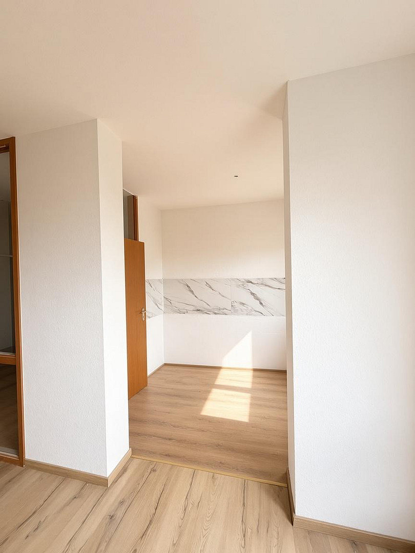 Helle 2-Zimmer-Wohnung in Kornwestheim | Terrasse, Garten, TG, renoviert & E-Rollläden – 70806 Kornwestheim – Vorschaubild 6