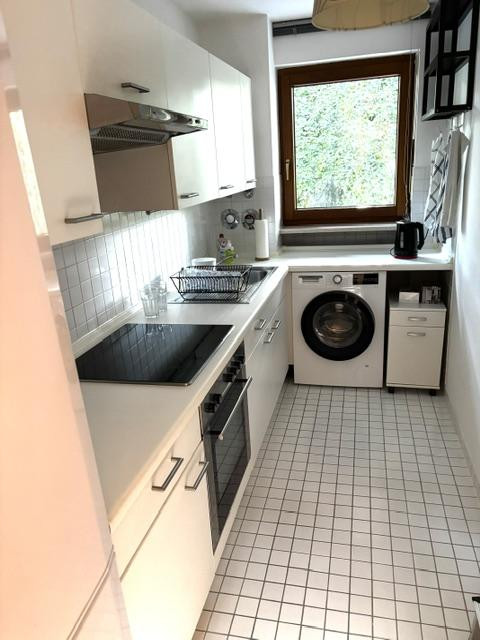 2-Zi-Wohnung, 1 Dachterrasse, 1 Loggia, EBK, Lift ab 1.9.2026 – 81479 München(Solln) – Vorschaubild 6