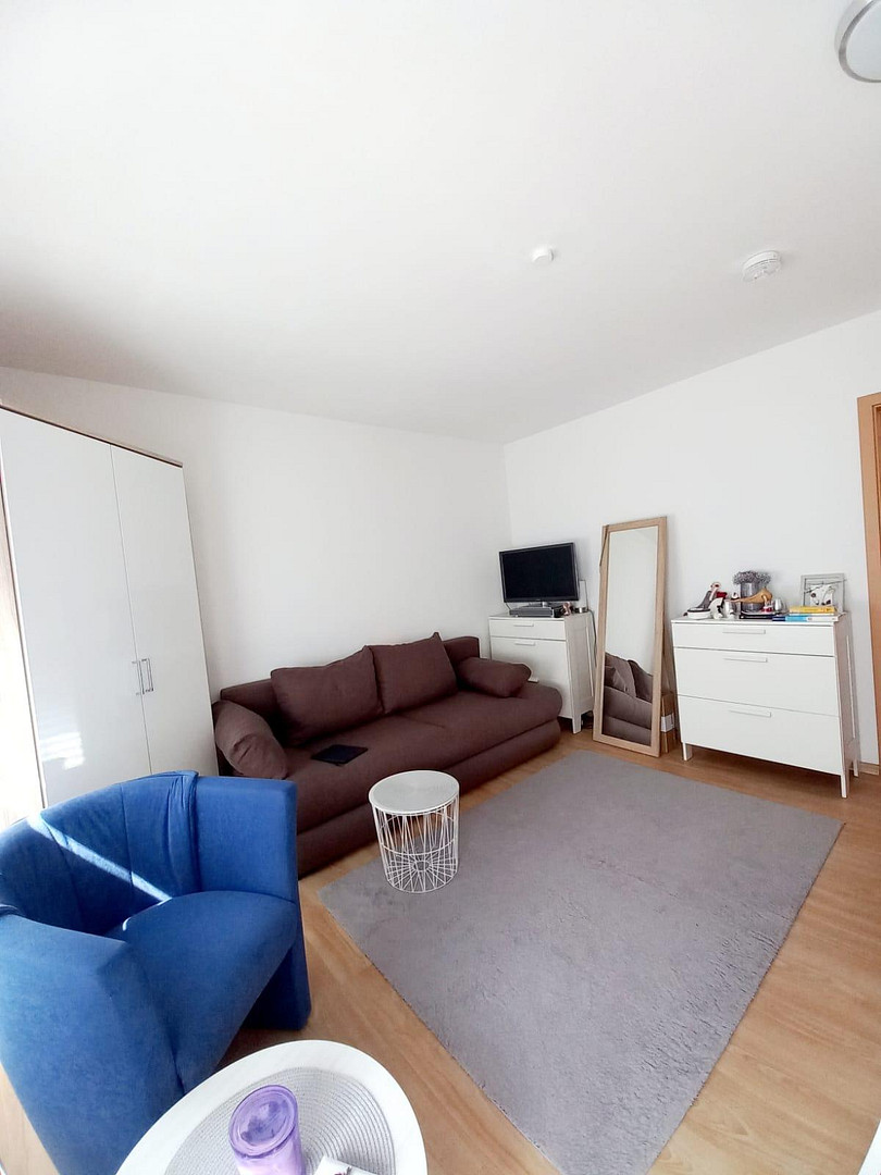 Lichtdurchflutete 1-Zimmer-Wohnung mit moderner Einbauküche & TG-Stellplatz – Klingerstr. 51, 9117 Chemnitz(Siegmar) – Vorschaubild 3