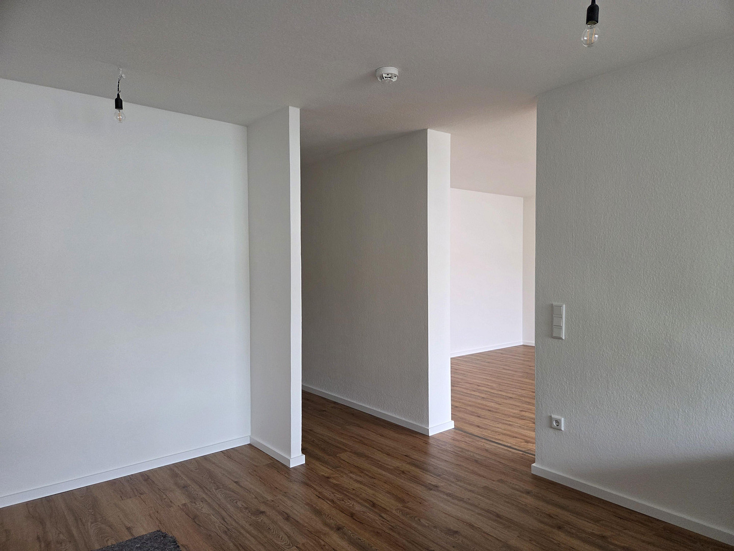 Großzügige 2-Zimmer-Wohnung mit 85,5 m², Südwest-Balkon & TG – Erstbezug nach Sanierung – Neumannstraße 40, 90763 Fürth – Vorschaubild 6
