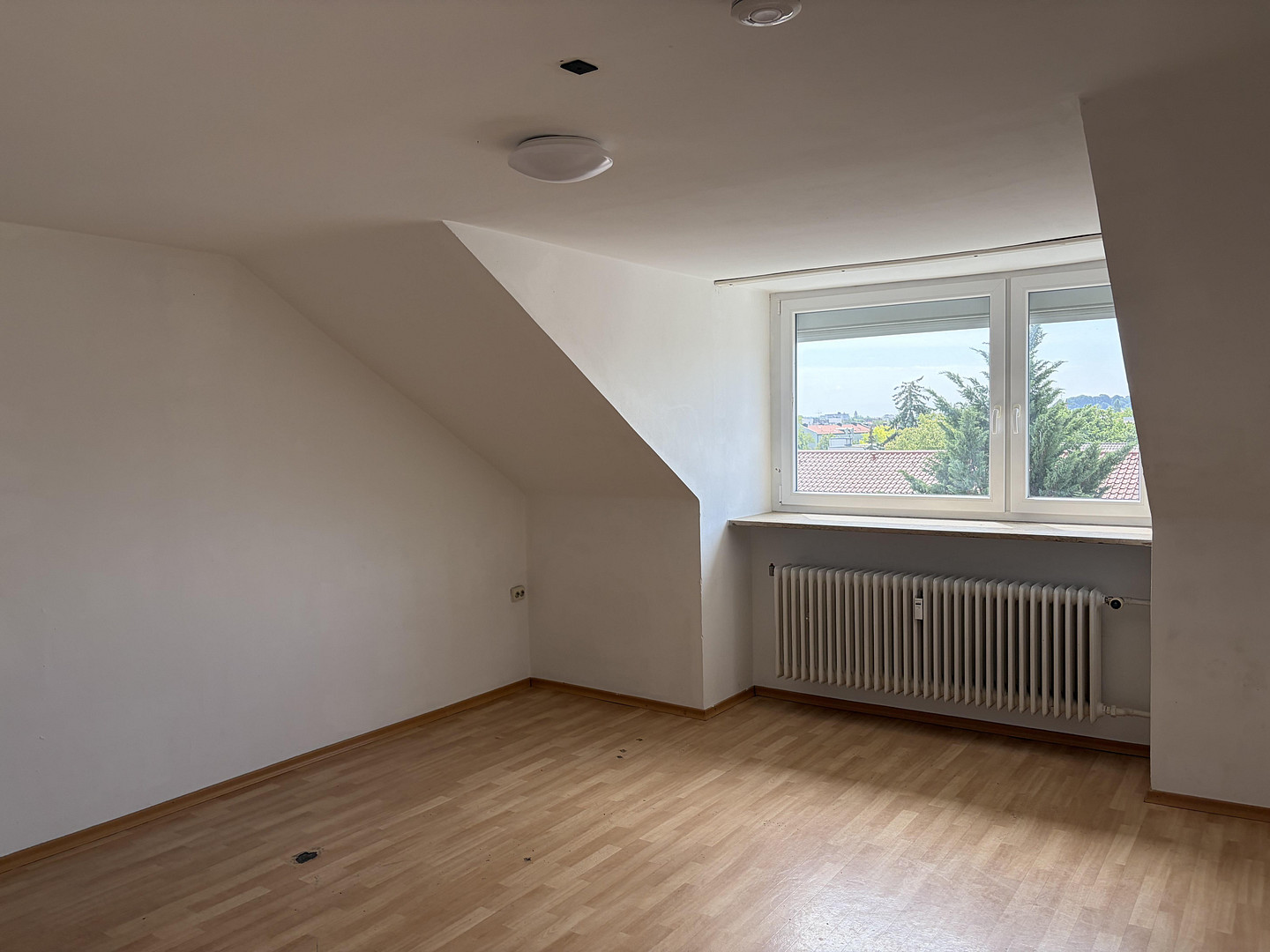 Möbliertes 2-Zimmer Apartment mit Alpenblick - ideal für WG oder Flatsharing – Moosacherstraße 5, 80809 München(Milbertshofen) – Vorschaubild 3