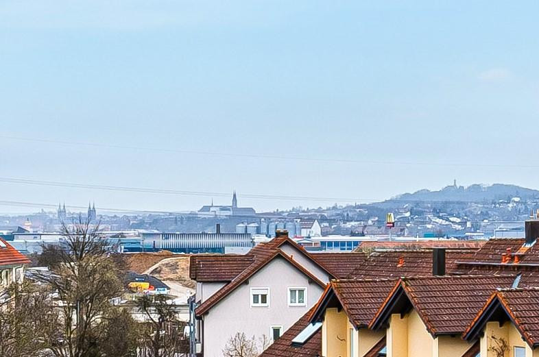 PROVISIONSFREI: Renovierte 3-Zimmer-Wohnung mit Balkon, Domblick, Aufzug und Garage. – Seebachmarter 6, 96103 Hallstadt – Vorschaubild 6