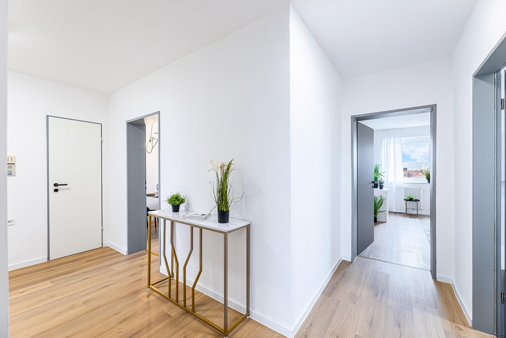 PROVISIONSFREI: Renovierte 3-Zimmer-Wohnung mit Balkon, Domblick, Aufzug und Garage. – Seebachmarter 6, 96103 Hallstadt – Vorschaubild 9