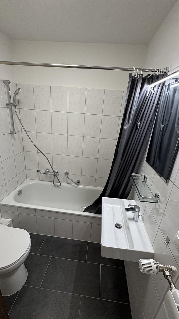 TOP RENOVIERTE 1-ZIMMER-WOHNUNG MIT NEUER EBK, BALKON & PKW-STELLPLATZ – Nansenstrasse 11, 65203 Wiesbaden-Biebrich(Wiesbaden) – Vorschaubild 7