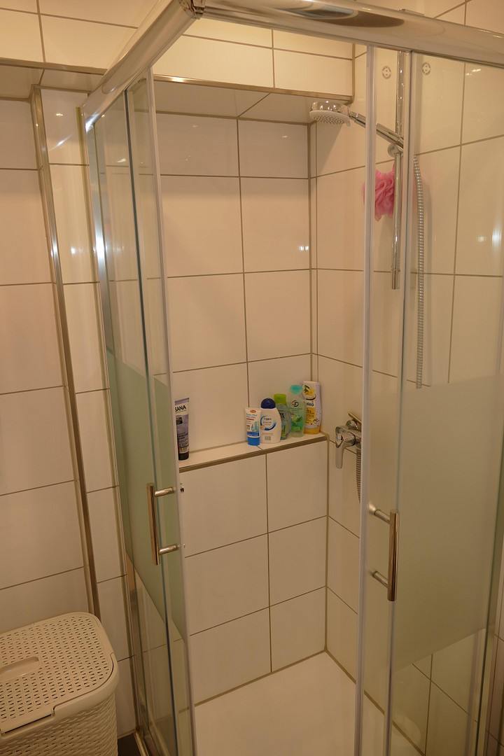 Zentrale und möblierte 1-Zimmer-Wohnung mit traumhafter Aussicht – Rosenbergstraße 44, 74074 Heilbronn – Vorschaubild 15