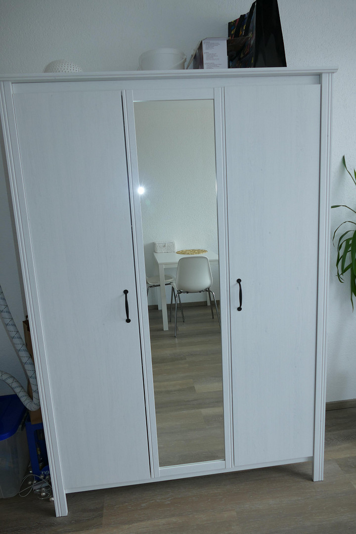 Zentrale und möblierte 1-Zimmer-Wohnung mit traumhafter Aussicht – Rosenbergstraße 44, 74074 Heilbronn – Vorschaubild 11