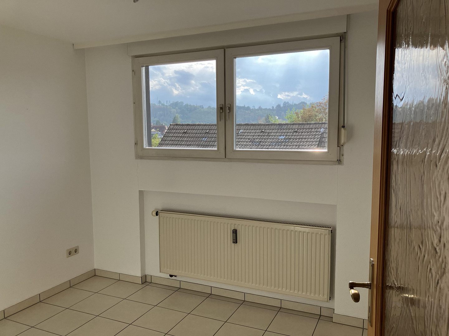 Großzügige 3 1/2-Zimmer-Wohnung mit Dachterrasse und hochwertiger Einbauküche in Wehr (Hochrhein) – 79664 Wehr – Vorschaubild 8
