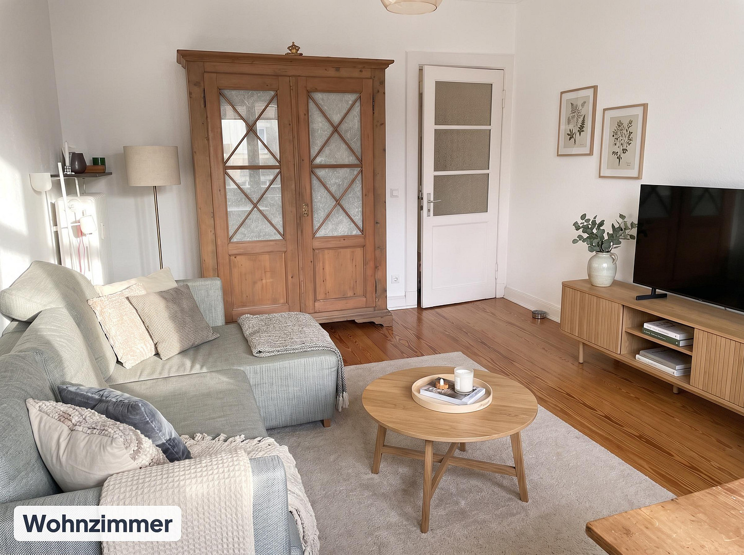 *von Privat* Charmante Altbauwohnung in begehrter Lage von Winterhude – 22299 Hamburg(Winterhude) – Vorschaubild 2