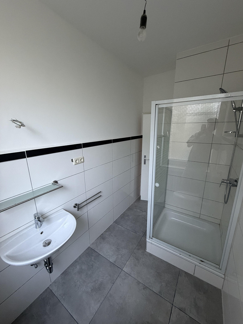Frisch kernsanierte 2-Zimmer-Wohnung in Krefeld – moderne Ausstattung – Hülser Straße 373, 47803 Krefeld(Inrath/Kliedbruch) – Vorschaubild 10