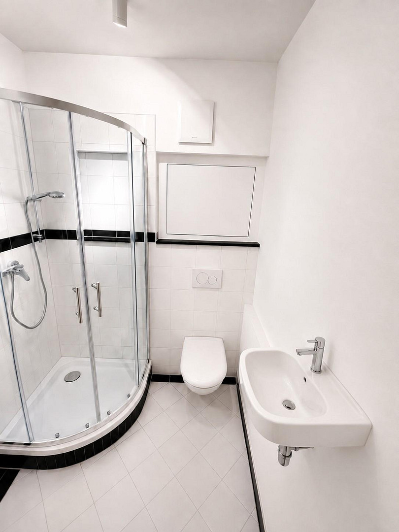Erstbezug nach Dachausbau: Helle 2-Zimmer-Wohnung mit Einbauküche und Balkon – 90429 Nürnberg(Bärenschanze) – Vorschaubild 7