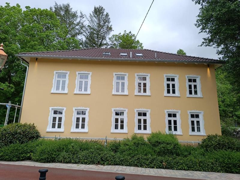 Neu renovierte und voll ausgestattete 2 Zimmerwohnung in traumhafter Lage Reutlingen Mittelstadt – Neckartenzlinger Str. 110, 72766 Mittelstadt/Reutlingen – Vorschaubild 2