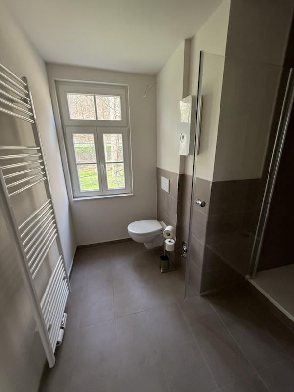 Neu renovierte und voll ausgestattete 2 Zimmerwohnung in traumhafter Lage Reutlingen Mittelstadt – Neckartenzlinger Str. 110, 72766 Mittelstadt/Reutlingen – Vorschaubild 11