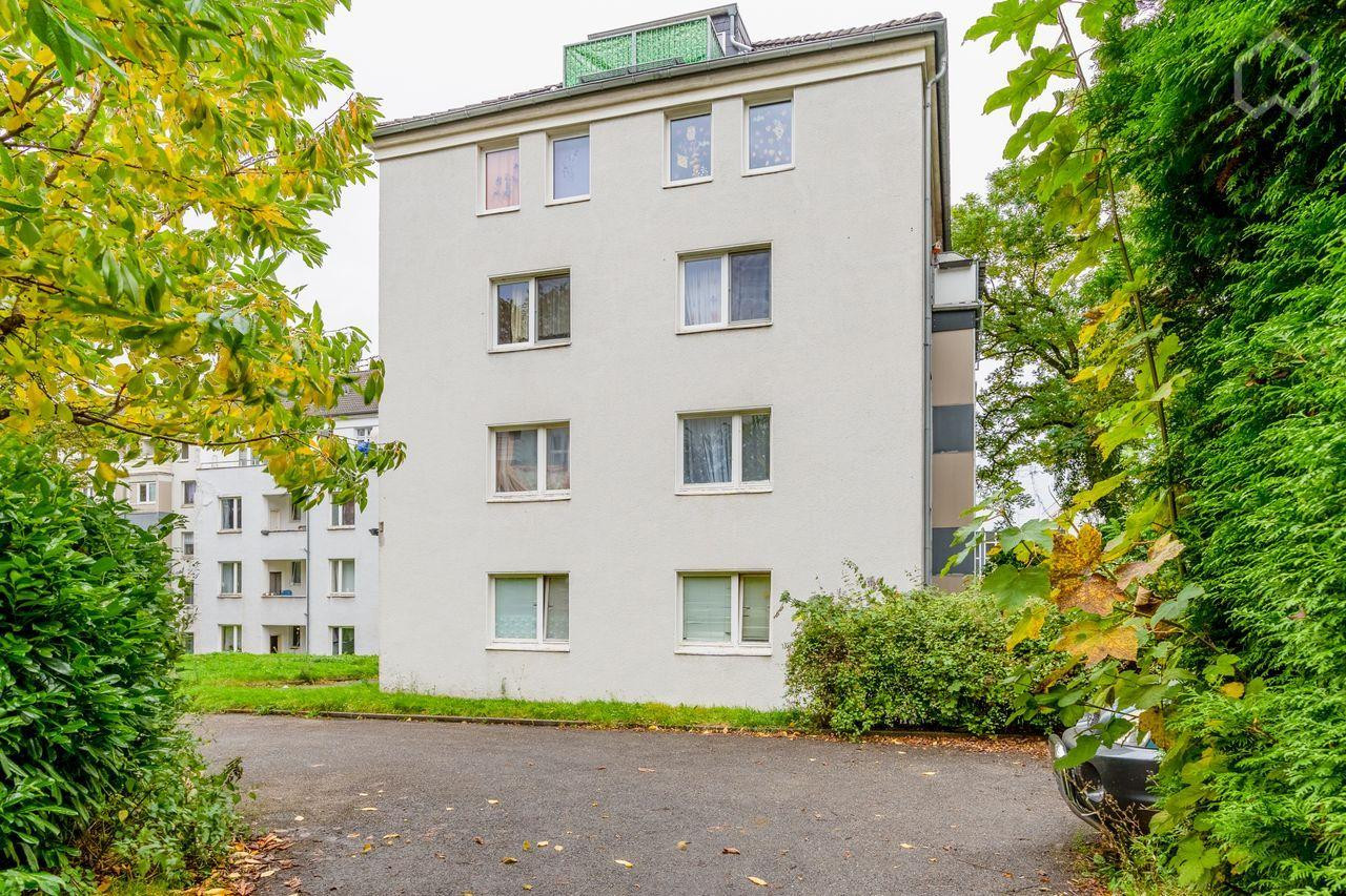 Bezugsfrei & Möbliert: Hell geschnittene 2-Zi.-ETW mit Balkon in Essen-Ostviertel (Provisionsfrei) – Friedbergstraße 2a, 45127 Essen(Holsterhausen) – Vorschaubild 13