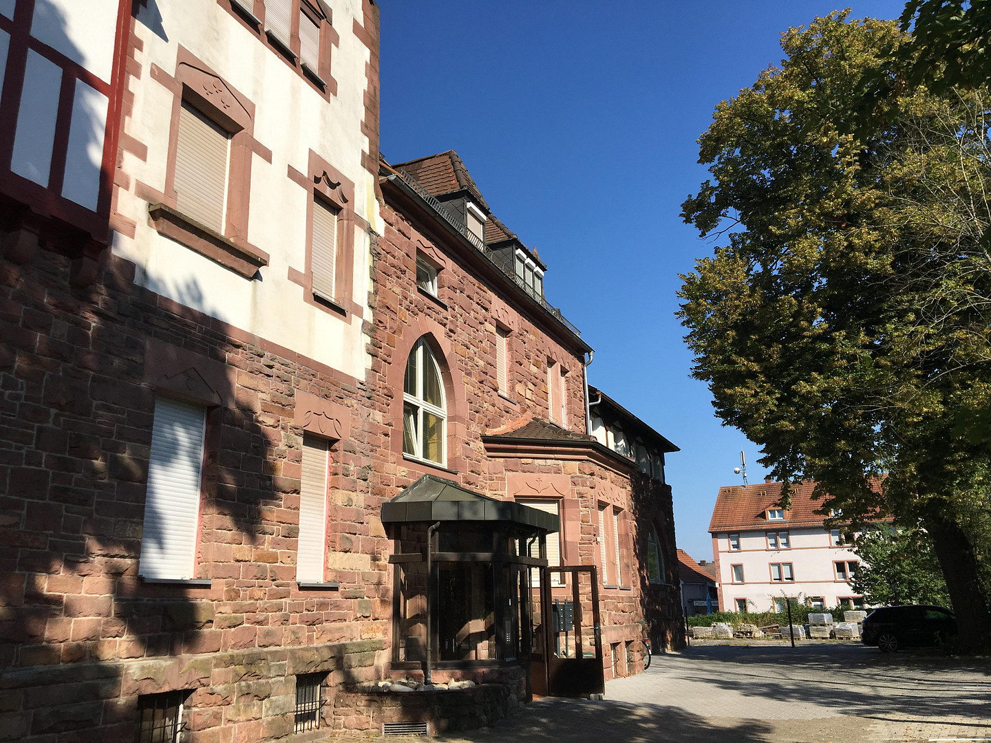 Wohnen mit Flair - sanierte Wohnung in der Klingenburg – Bahnhofstr. 25, 74821 Mosbach(Neckarelz) – Vorschaubild 2