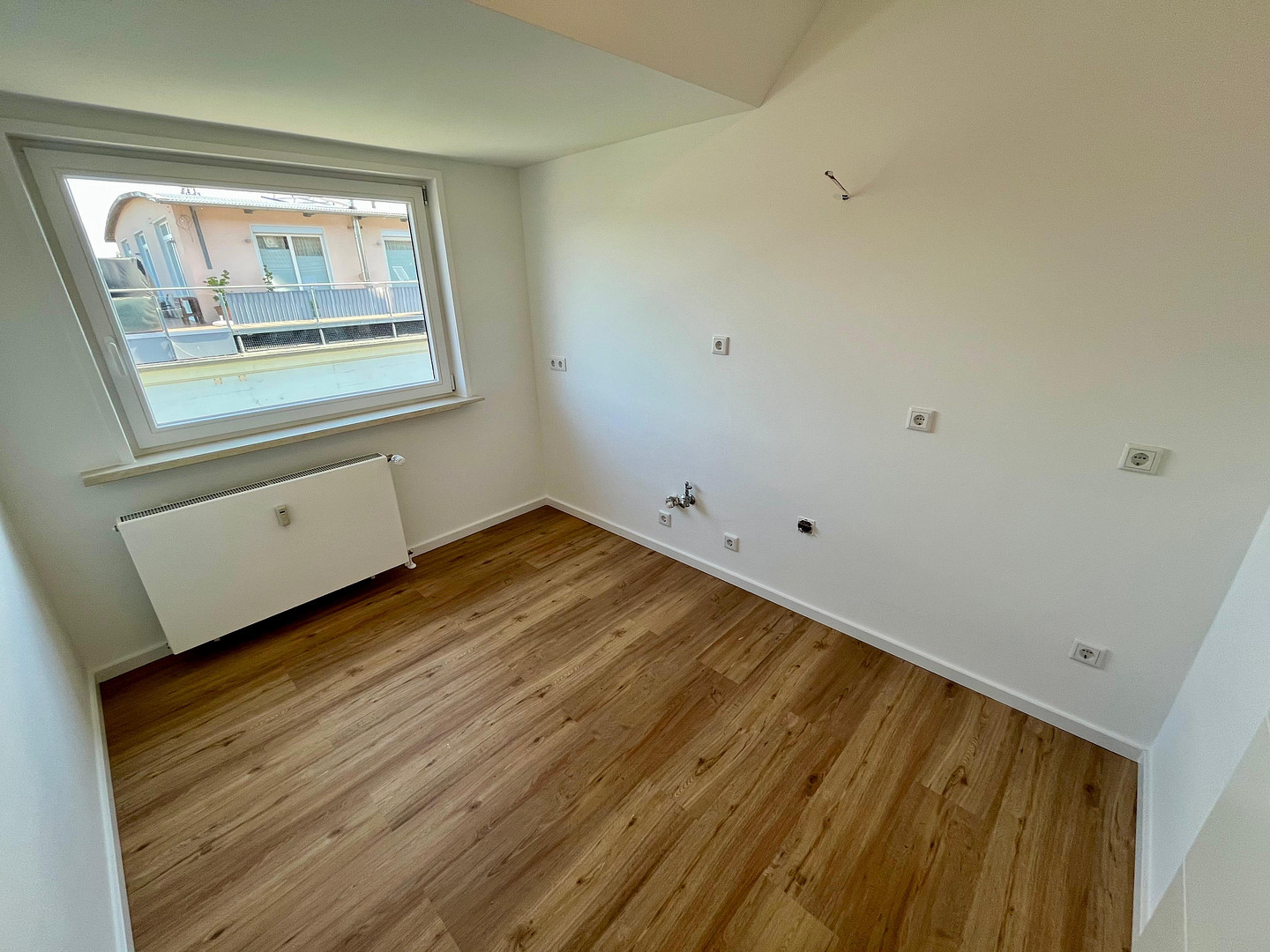 Provisionsfrei: 4-Zimmer-Dachgeschosswohnung mit Südbalkon & Garagenstellplatz in Schwachhausen – Scharnhorststraße, 28211 Bremen(Schwachhausen) – Vorschaubild 13