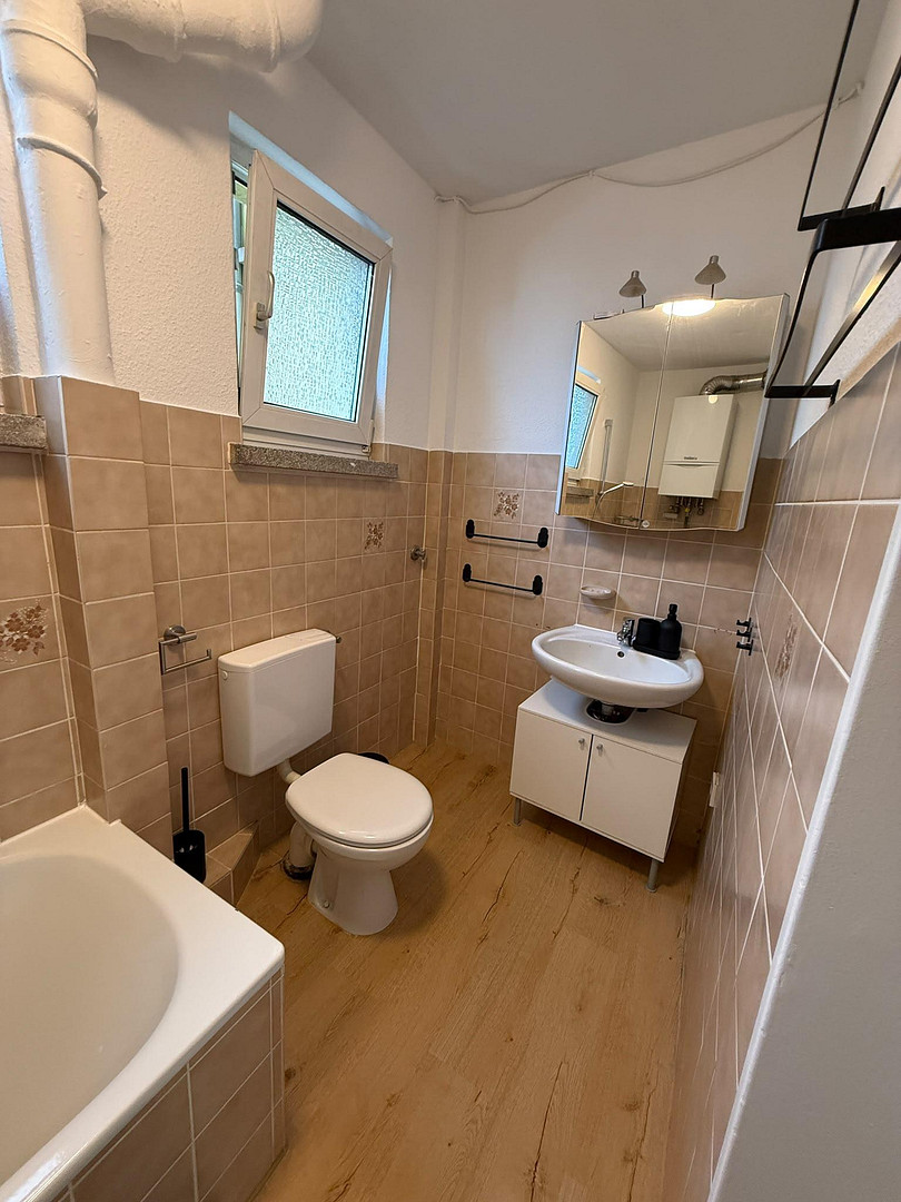 Möblierte 1-2 Zimmer in WG inmitten der Mainzer Neustadt – sofort beziehbar – Kaiser-Wilhelm-Ring 39, 55118 Mainz – Vorschaubild 17