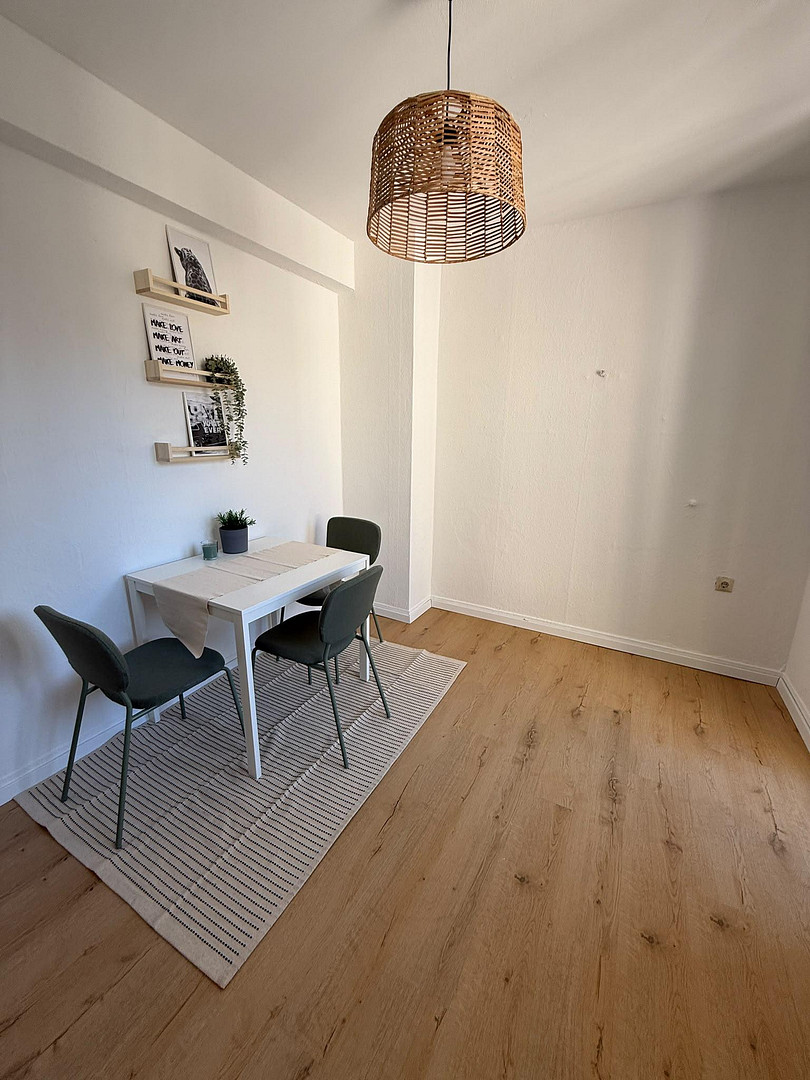 Möblierte 1-2 Zimmer in WG inmitten der Mainzer Neustadt – sofort beziehbar – Kaiser-Wilhelm-Ring 39, 55118 Mainz – Vorschaubild 14
