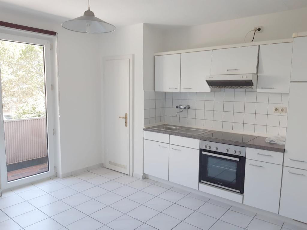 Frisch renoviert! - Sehr schöne, helle 2 Zi- Wohnung mit EBK und Balkon in Mainz - Kastel – 55252 Mainz – Vorschaubild 5