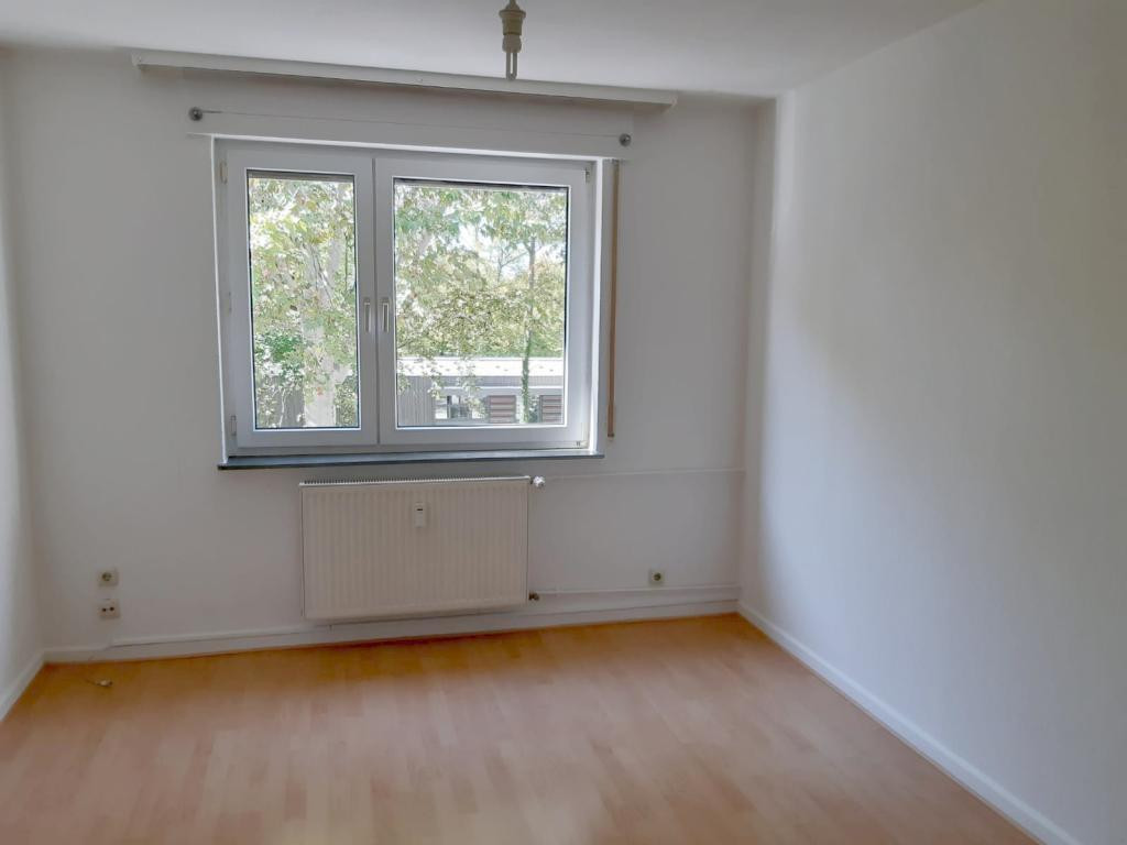 Frisch renoviert! - Sehr schöne, helle 2 Zi- Wohnung mit EBK und Balkon in Mainz - Kastel – 55252 Mainz – Vorschaubild 2