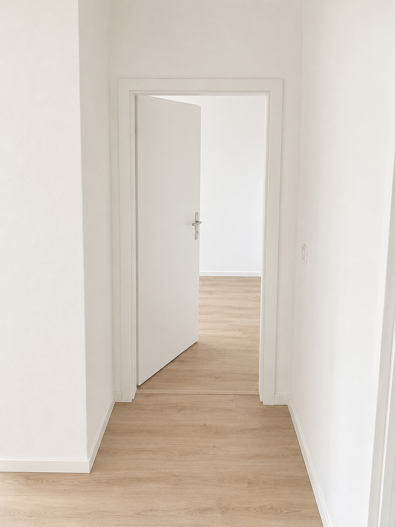 Frisch renovierte 2-Zimmer-Wohnung mit Balkon – Magdeburg-Stadtfeld Ost – Große Diesdorfer Straße 09, 39108 Magdeburg(Stadtfeld) – Vorschaubild 3