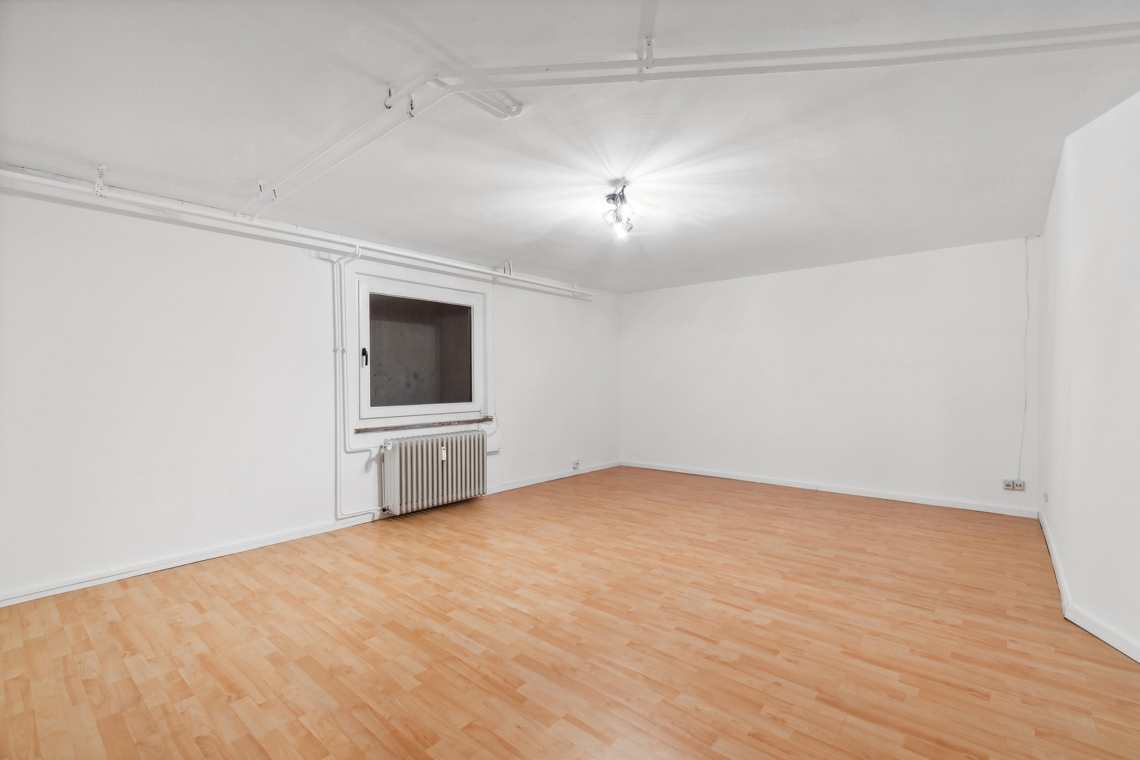 Maisonette-Gartenwohnung Blankenese – 50 m zum Elbstrand, Garten & Garage, 92+70 m² – Falkentaler Weg 3a, 22587 Hamburg(Blankenese) – Vorschaubild 13