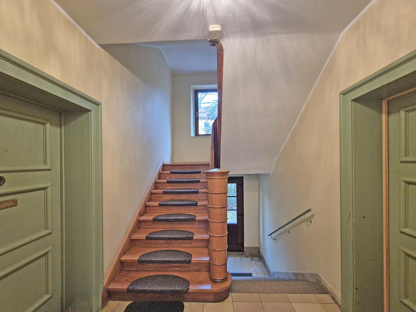 Ohne Provision - Nette & gepflegte 3 Zimmer Wohnung, Balkon, Bad mit Fenster, Kellerabteil – Lautensackstraße 17, 80687 München(Laim) – Vorschaubild 7