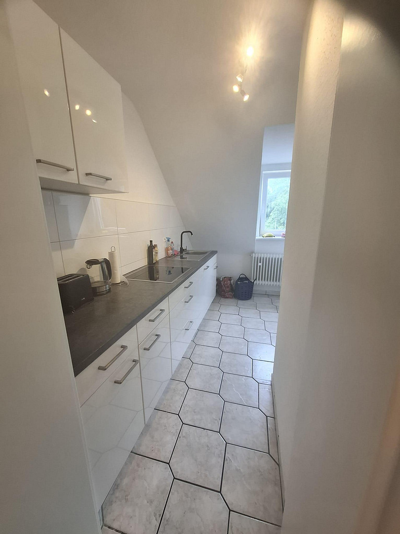 Sanierte 3,5-Zimmerwohnung in Essen-Bedingrade mit Einbauküche – Schloßstr. 317, 45359 Essen(Bedingrade) – Vorschaubild 4