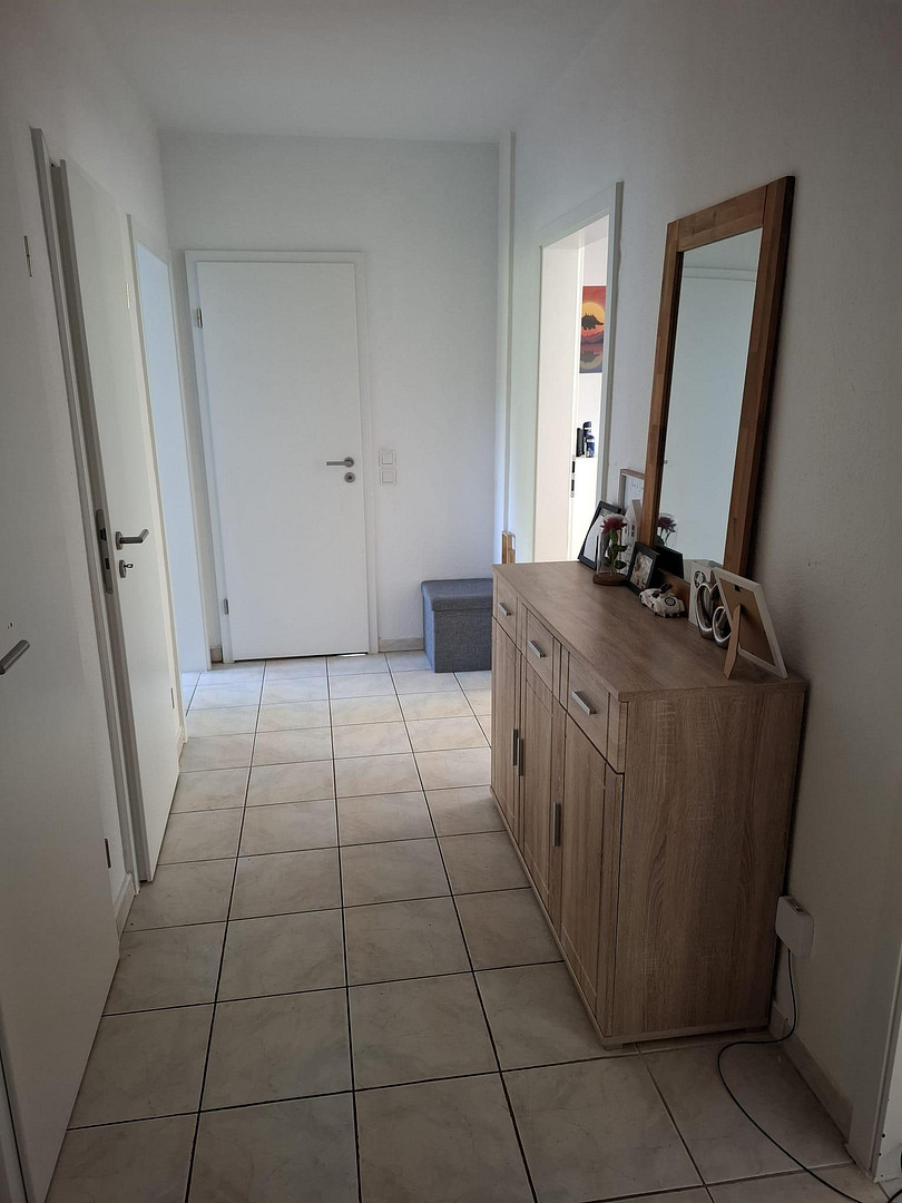 Sanierte 3,5-Zimmerwohnung in Essen-Bedingrade mit Einbauküche – Schloßstr. 317, 45359 Essen(Bedingrade) – Vorschaubild 2