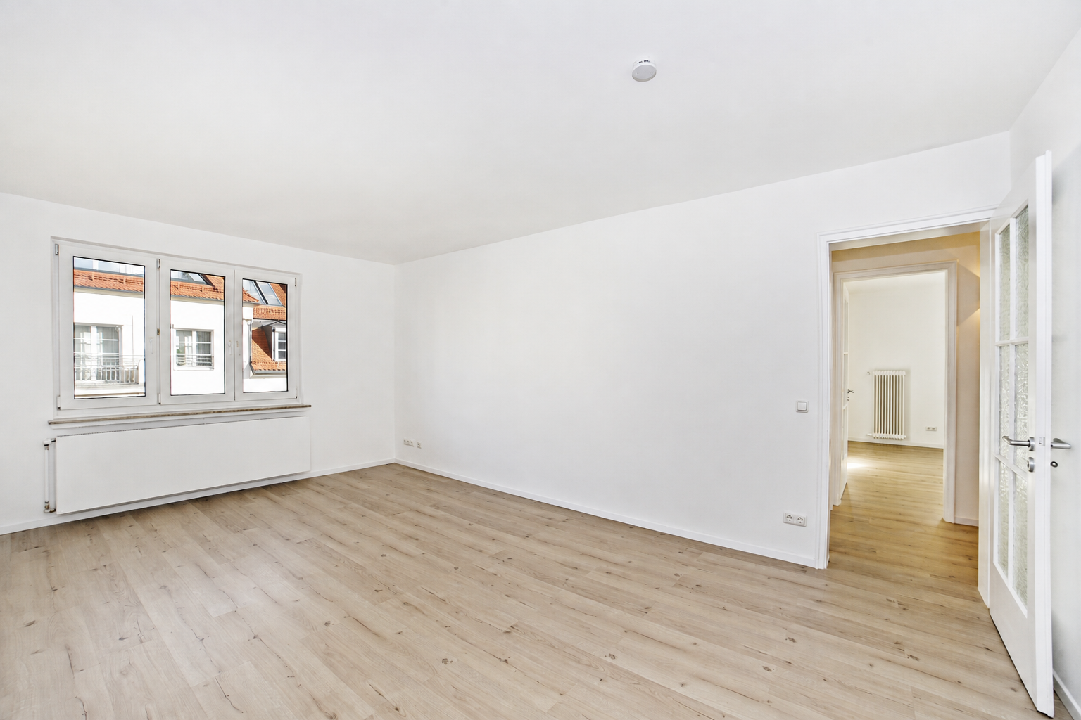 Provisionsfrei am Hohenzollernplatz: Helle, geräumige 3-Zimmer-Wohnung mit flexiblem Grundriss – 80796 München(Schwabing) – Vorschaubild 4
