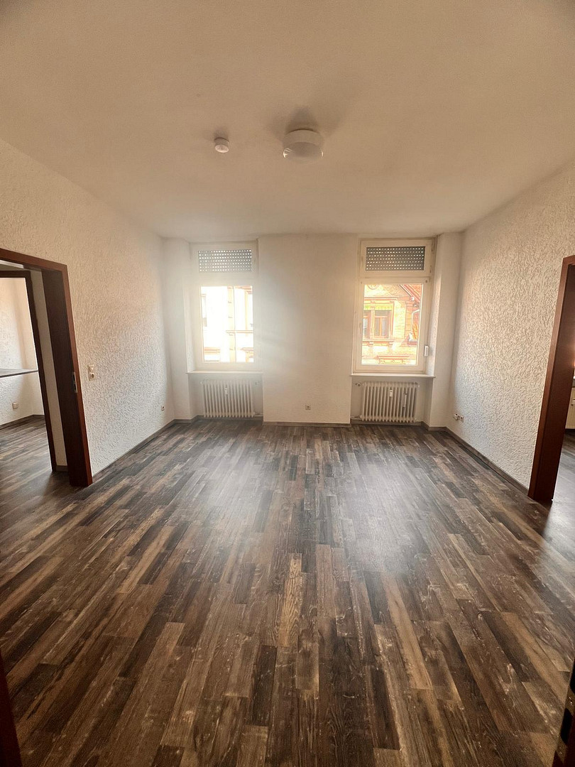 lichtdurchflutete 3 ZKB Wohnung nähe Stadtpark